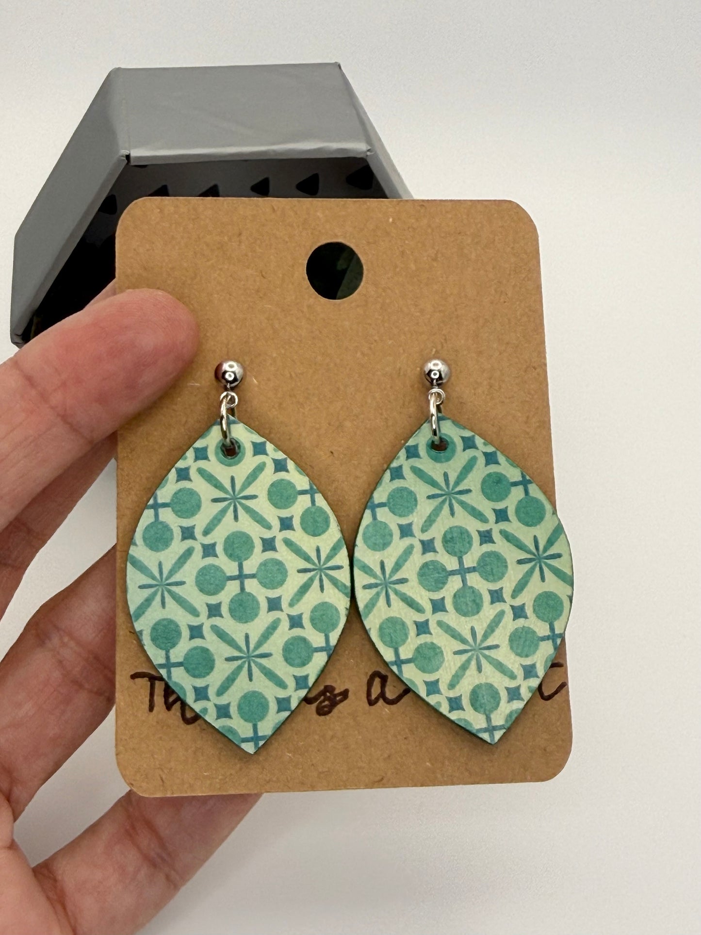 Coastal Green Wood Earrings | Geometric Leaf Drop Earrings
